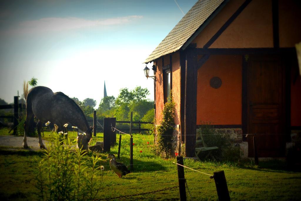 Au Mesnil Le Bas Bray Bed and Breakfast Bures-en-Bray Eksteriør billede
